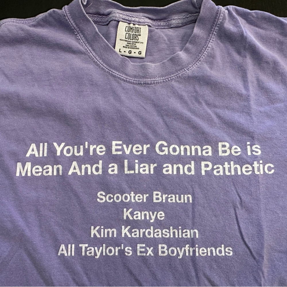 Taylor Swift - Statement Tshirt
